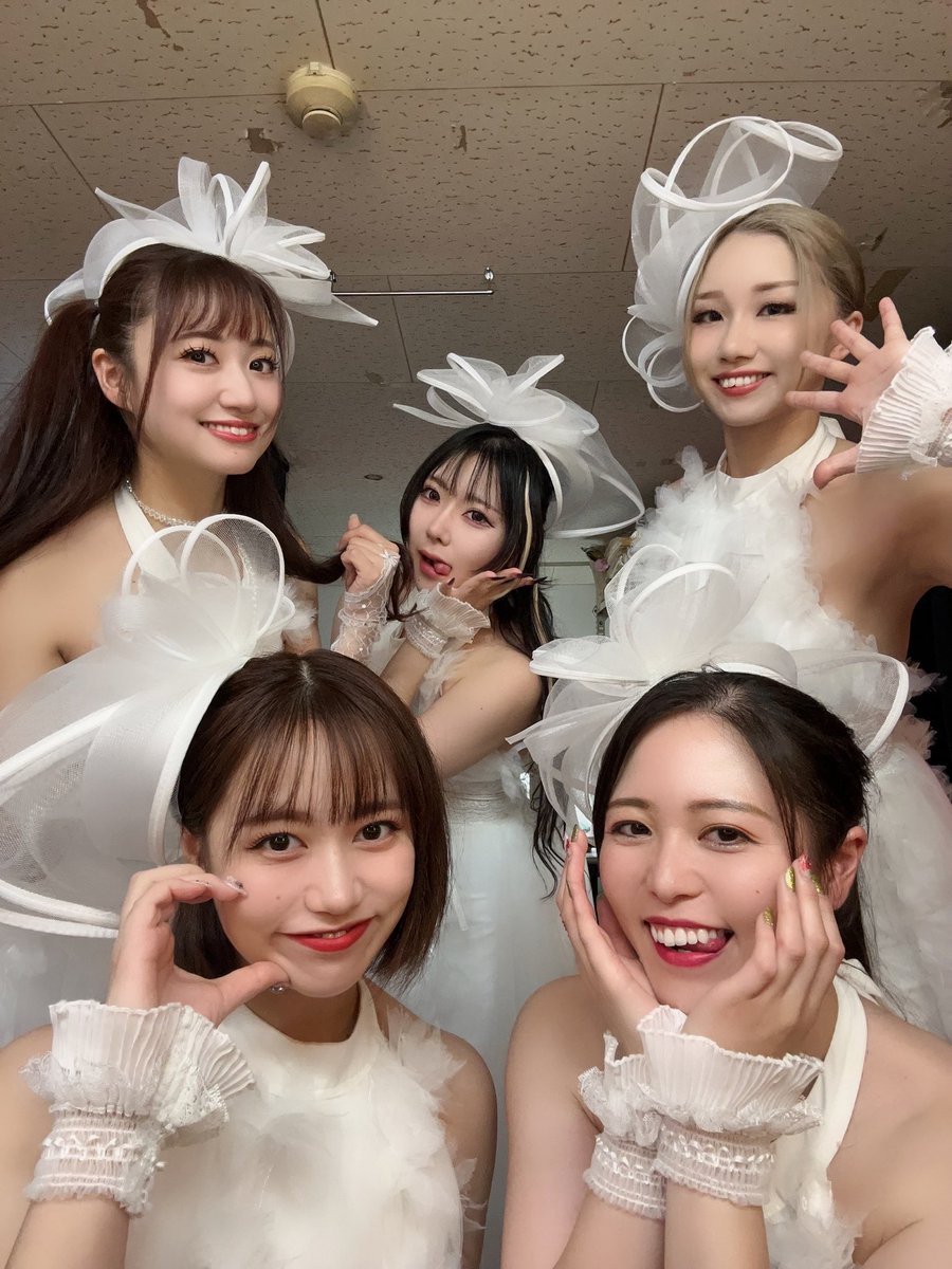 Konoha_chihiro's tweet photo. 東洋さん9日目ありがとうございました！
観てくださった皆様に感謝です🥲

5ショット撮影会のご参加もありがとうございました✨

演目の感想も本当に嬉しいです
1つ1つの感想にパワーをいただいてます

あっという間に明日は紅蘭ちゃんの周年週楽日です！

早いですね💦

明日もお待ちしております🌞 https://t.co/4egujezx4v
