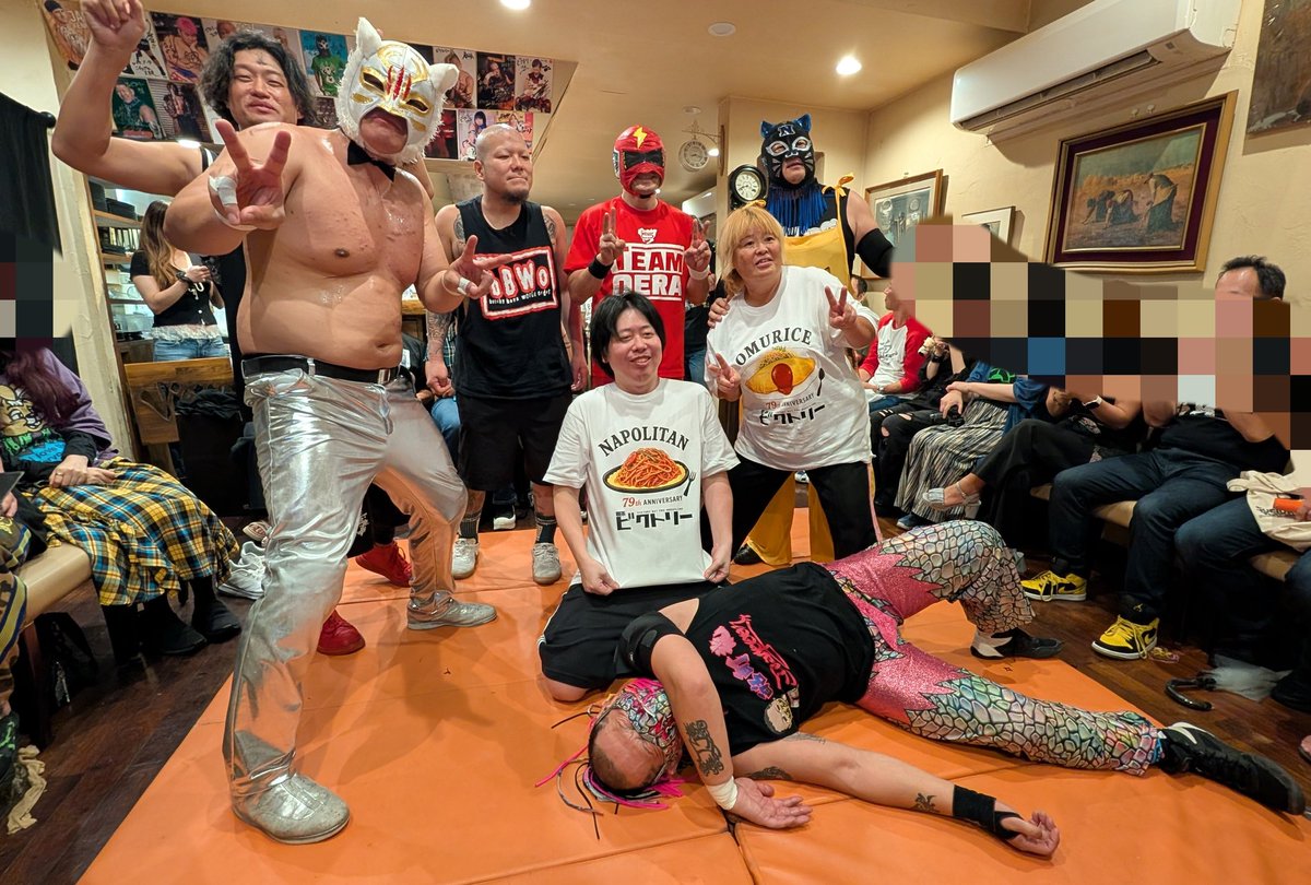 taiko0405's tweet photo. #ビクトリーマットプロレス
初っ端ならメインイベントでした
笑い疲れてしまいました

なかなか伺えず申し訳ありませんが
ビクトリーさん
79周年おめでとうございます😊 https://t.co/7jRDfO0OeB