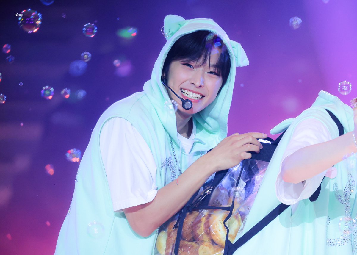 0628_Avery's tweet photo. 250726 썸머가요대전

#애햄_리쿠생일이다냥
#AllForRikuDay
#夏の始まりはリクと共に https://t.co/vJ3qJtc5y4