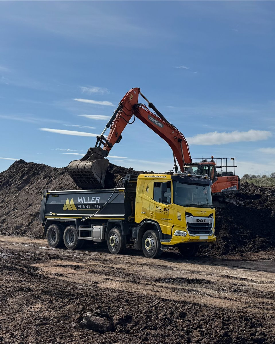 DAFTrucksNV's tweet photo. Dig in with the DAF XDC! 👷

📸: Miller Plant

#daftrucks | #dafxdc https://t.co/isPxdy93DT