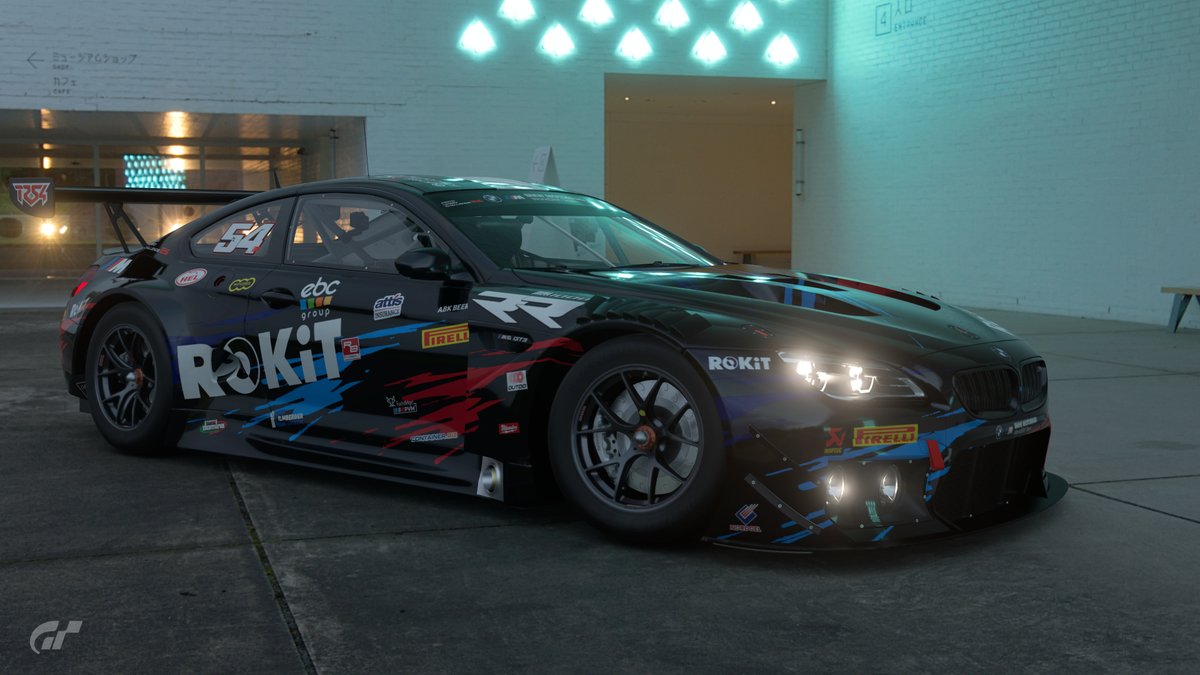 lp400s237's tweet photo. M1000 RR 2024 WSBK ROKiT No.60
#MotoLiveryChallenge 
#GT7_MLC26 
#GT7Livery 
#GT7

サーチバン対策中に回覧していない期間に恐らくアナウンスがあったんだと思いますが、すっかり見逃していまして…。

１時間半の突貫工事ですが完成しました(笑)

https://t.co/9yysn70rM8 https://t.co/nEzwCG80M7