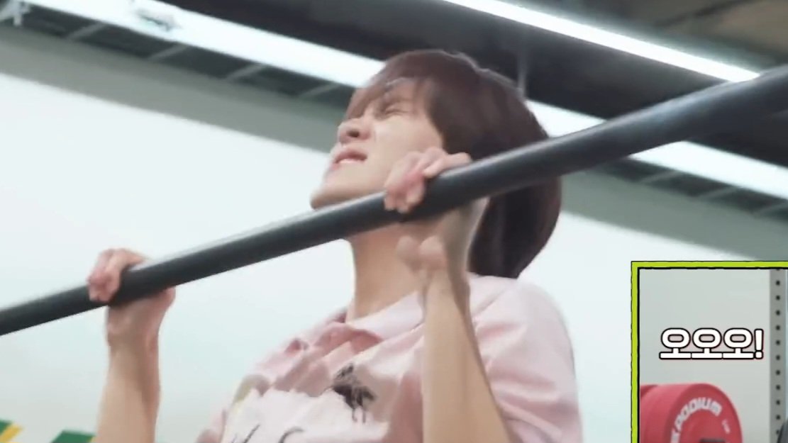 haechanprints's tweet photo. haechan working out 😭 https://t.co/sa1wcw6Pw7