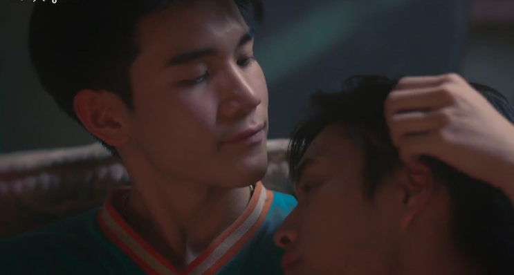faenholic's tweet photo. this scene means everything to me, i'll cry

#TicketToHeavenEP5 https://t.co/G3PpVC0k7f