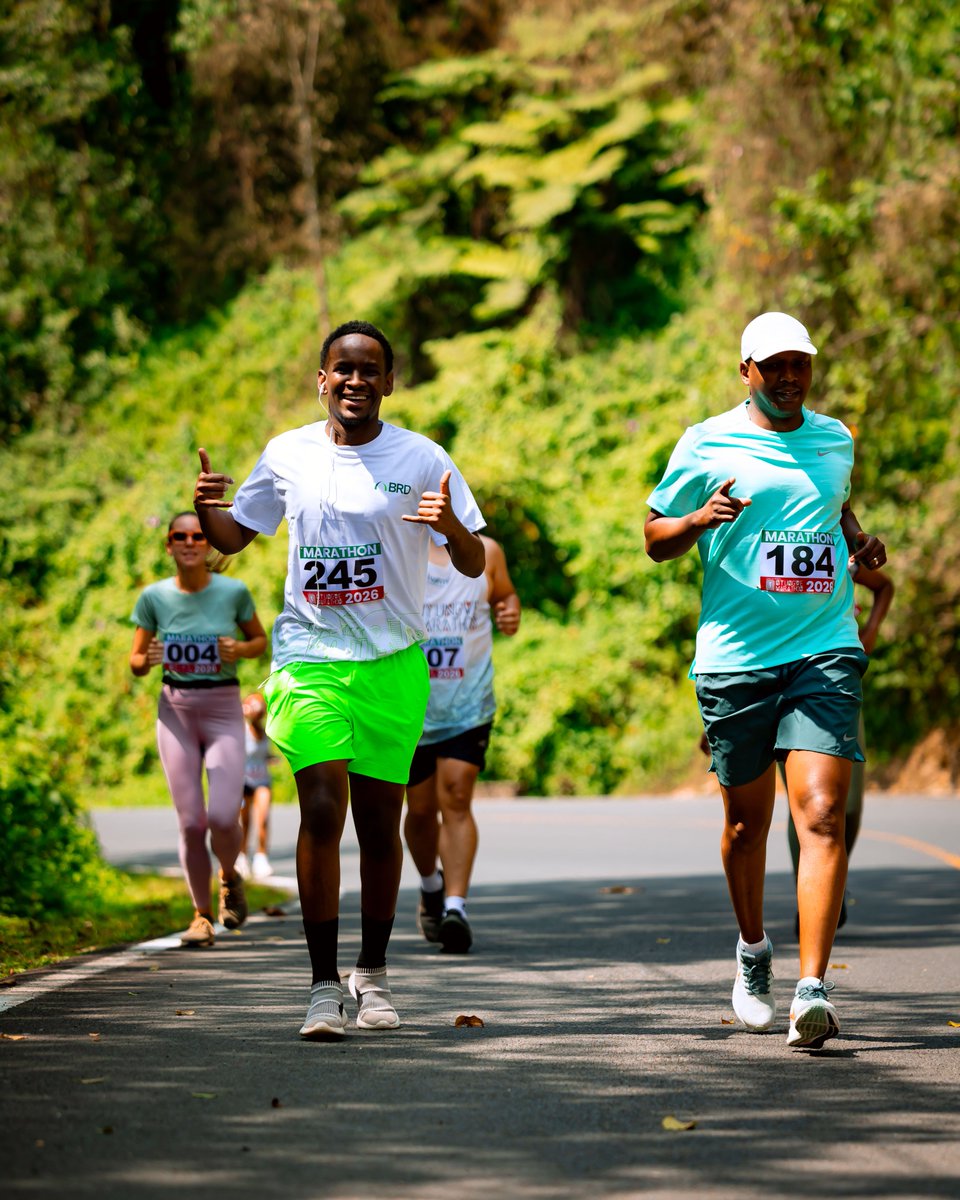 visitrwanda_now's tweet photo. A memorable weekend at this year's @NyungweMarathon. 🏃🚴🌿

Participants experienced the beauty of @NyungwePark through running, walking, and cycling in one of Africa's oldest rainforests.

#VisitRwanda #TemberaURwanda https://t.co/q2EAI8i6zb