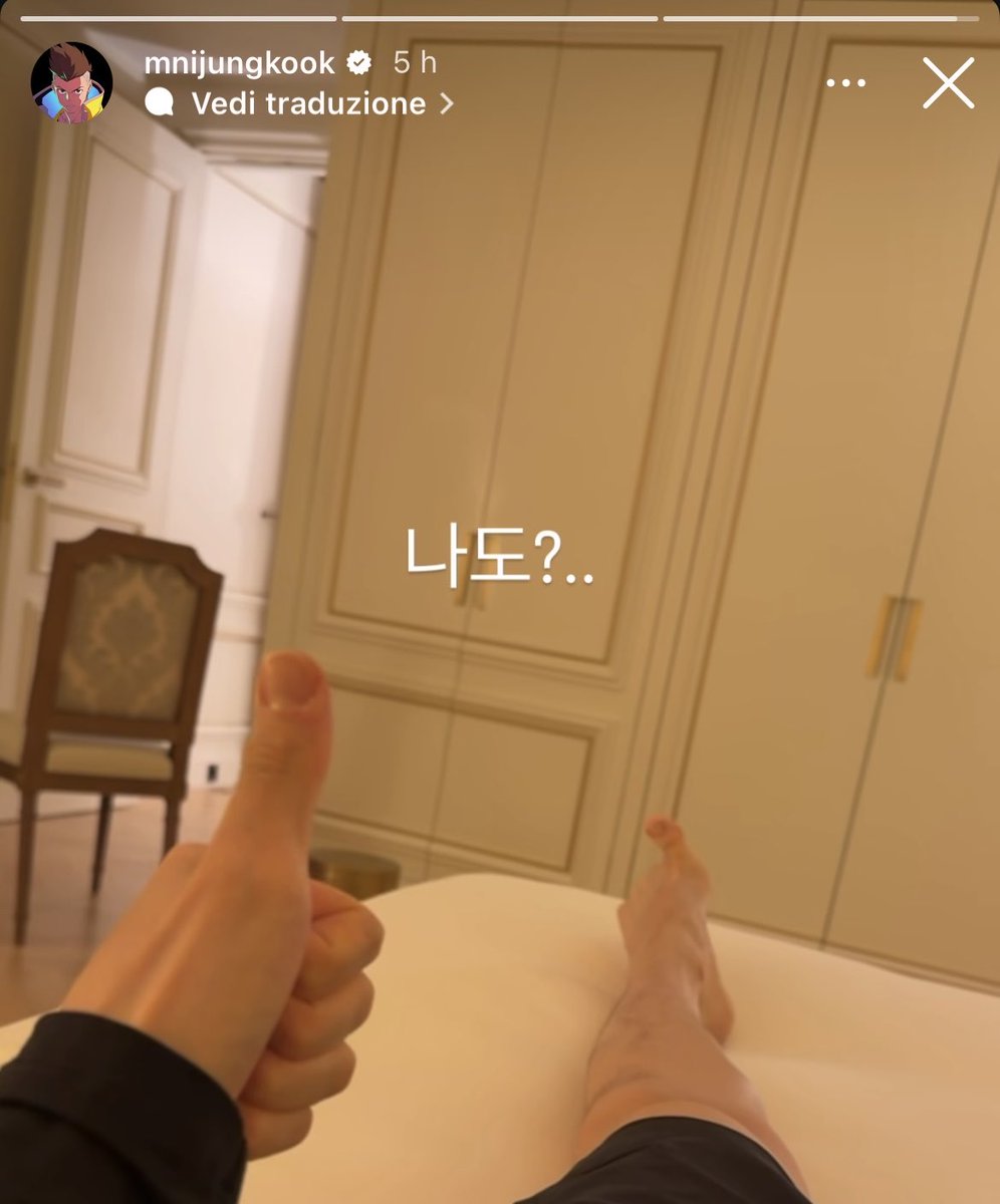 midamyg's tweet photo. io capisco che il caldo torrido vi ha bruciato anche quegli ultimi 4 neuroni che vi rimangono ma io VI GIURO che se devo aprire instagram e TROVARMI ANCORA UN’ALTRA FOTO DEI VOSTRI PIEDI VE LO GIURO CHE LA QUERELA A CASA VI ARRIVA https://t.co/vMjjuvIiLg