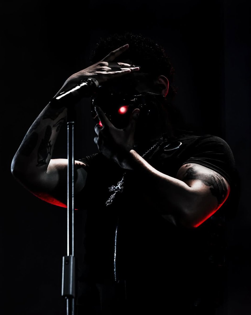 WeekndFrance's tweet photo. 🚨 À l'approche du passage de The Weeknd en France, de nouvelles places ont été ajoutées à la vente pour toutes les dates françaises de la tournée via Ticketmaster, ainsi que sur la billetterie du Stade de France pour les dates parisiennes ! 🇫🇷

📜 Voici la liste des places actuellement disponibles par date, ainsi que leurs tarifs :

📅 03 juillet 2026 | Stade Pierre-Mauroy (Lille) :
• Carré Or - 200,5€
• Pelouse Or Est - 178,5€
• Pelouse Or Ouest - 178,5€
• Catégorie 1 - 151€
• Pelouse - 134,5€
• Catégorie 2 - 118€

📅 04 juillet 2026 | Stade Pierre-Mauroy (Lille) :
• Carré Or - 200,5€
• Pelouse Or Est - 178,5€
• Pelouse Or Ouest - 178,5€
• Catégorie 1 - 151€
• Pelouse - 134,5€
• Catégorie 2 - 118€

📅 08 juillet 2026 | Stade de France (Paris) :
🎫 Ticketmaster :
• Carré Or - 200,5€
• Carré Or Visibilité Réduite - 200,5€
• Catégorie 1 Visibilité Réduite - 151€
• Catégorie 3 Visibilité Réduite - 96€
🏟️ Site du Stade de France :
• Carré Or - 200,5€
• Tribune Officielle - 200,5€
• Pelouse Or Est - 184€
• Pelouse - 151€
• Catégorie 1 - 151€
• Catégorie 1 Visibilité Réduite - 151€
• Catégorie 2 - 118€
• Catégorie 3 Visibilité Réduite - 96€

📅 10 juillet 2026 | Stade de France (Paris) :
🎫 Ticketmaster :
• Carré Or - 200,5€
• Carré Or Visibilité Réduite - 200,5€
• Catégorie 1 Visibilité Réduite - 151€
• Catégorie 3 Visibilité Réduite - 96€
🏟️ Site du Stade de France :
• Carré Or - 200,5€
• Carré Or Visibilité Réduite - 200,5€
• Tribune Officielle - 200,5€
• Catégorie 1 - 151€
• Catégorie 1 Visibilité Réduite - 151€
• Catégorie 2 - 118€
• Catégorie 3 Visibilité Réduite - 96€

📅 11 juillet 2026 | Stade de France (Paris) :
🎫 Ticketmaster :
• Carré Or - 200,5€
• Carré Or Visibilité Réduite - 200,5€
• Catégorie 1 Visibilité Réduite - 151€
🏟️ Site du Stade de France :
• Carré Or - 200,5€
• Catégorie 1 - 151€
• Catégorie 1 Visibilité Réduite - 151€
• Catégorie 3 Visibilité Réduite - 96€

 📅 12 juillet 2026 | Stade de France (Paris) :
🎫 Ticketmaster : 
• Carré Or - 200,5€
• Carré Or Visibilité Réduite - 200,5€
• Catégorie 1 Visibilité Réduite - 151€
• Catégorie 3 Visibilité Réduite - 96€
🏟️ Site du Stade de France :
• Carré Or - 200,5€
• Carré Or Visibilité Réduite - 200,5€
• Tribune Officielle - 200,5€
• Pelouse Or Ouest - 184€
• Catégorie 1 - 151€
• Catégorie 1 Visibilité Réduite - 151€
• Catégorie 2 Visibilité Réduite (côtés scène)- 118€
• Catégorie 3 Visibilité Réduite - 96€

📅 21 juillet 2026 | Allianz Riviera (Nice) :
• Carré Or - 200,5€

📅 22 juillet 2026 | Allianz Riviera (Nice) :
• Carré Or - 200,5€

🔗 Pour vous procurer vos places, rendez-vous sur les billetteries officielles de Ticketmaster (https://t.co/q4XgFOi5rm) et du site du Stade de France (https://t.co/yITOiUQNGi).

⚠️ Nous n'avons pas eu de nouvelles informations concernant une ouverture de la revente officielle Ticketmaster pour toutes ces dates. Nous reviendrons vers vous très bientôt afin de vous donner des nouvelles dès que nous en recevrons…