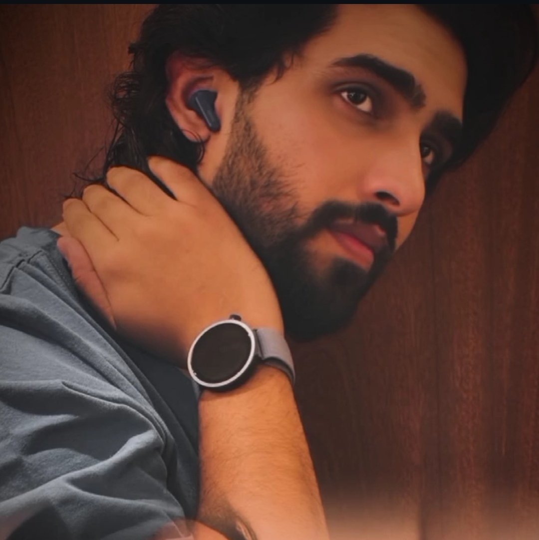 Aliyakh24068564's tweet photo. AMAAL X NOISE
One product led to another—earbuds, smartwatches, and smart rings. Looks like @gonoise has officially grabbed my attention. https://t.co/fQVVEcqGgB