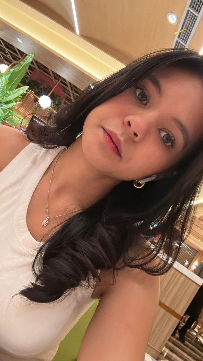 vlorazakiyah46's tweet photo. ada f yang mau ikut 3some sama ku ga ? buat yang mau chat ke tele ku ya nanti aku seleksi ,usahakan jabodetabek ya ,  privacy no 1 🫶 https://t.co/iEIstnBLJH https://t.co/TdAmLeOXkm