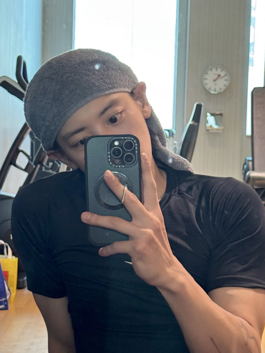 notmyloey's tweet photo. 1127 DEGREES HOTTT🔥🔥🔥 https://t.co/grUa3KKfuV