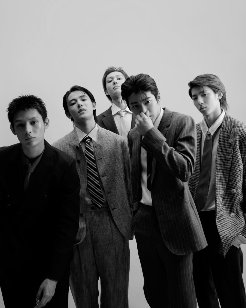 mamame_u_'s tweet photo. คอร์ติส กลับมาใส่สูทอีกครั้งได้ไหม
พี่คิดถึง 5สิงห์ จุฑาเทพ 
คุณชายทั้ง5 ต่อให้นานเพียงใดรักแท้ก็ยังคงเป็นรักแท้ https://t.co/Kf01YlWp19