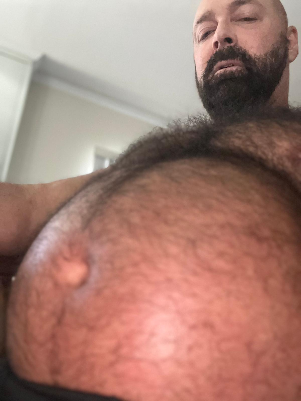 Say good morning to daddy https://t.co/lxoUHYfWnF