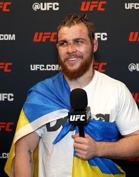 BlindBearMedia's tweet photo. “I didn’t know i could through headkicks”

Give this man a fight in Paris #UFCBaku https://t.co/z6vrm4xHIs