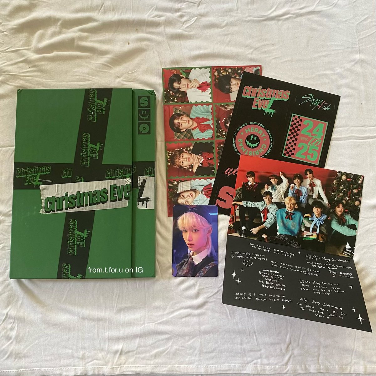 fromtforu's tweet photo. WTS ALBUM CRISTMAS EVEL FULLSET STRAY KIDS SKZ

💰Rp115.000
• limited version unsealed
• dapat sesuai gambar: pc felix, album, 2 sticker, greeting card, cd
• condi pc not shown, sensitif buyer skip aja
• koleksi pribadi

✶⋆.˚order❓
available on shopee / click link di bio https://t.co/lGFtw4vCQj