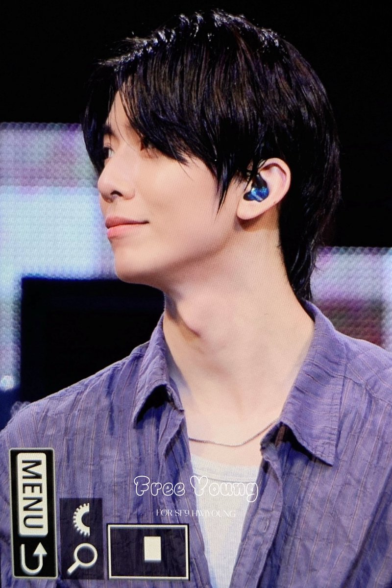 Freeyoung0511's tweet photo. 260627 오사카끝~~ 고생했어🫳🏻 잘쉬고 도쿄때 보자앙💙💙

#SF9 #에스에프나인 #휘영 #HWIYOUNG #フィヨン @0_rbsl https://t.co/QsCGn0yaGK