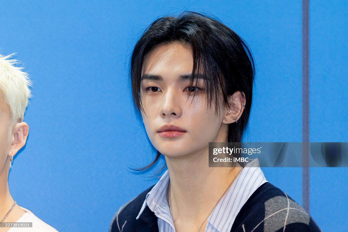 dumpling0320's tweet photo. Hyunjin on getty images 😏 https://t.co/SGukZRSuCq
