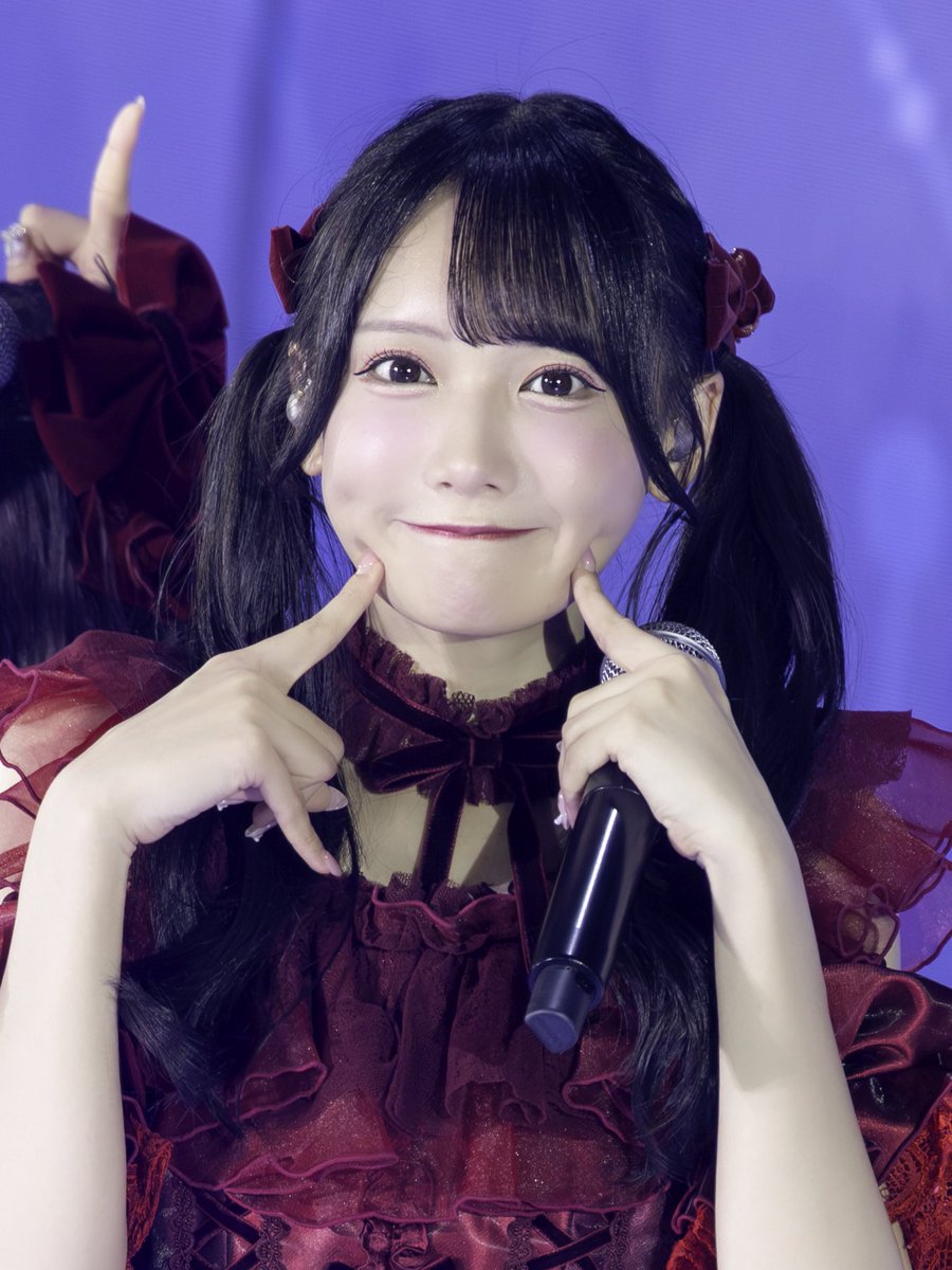wadaotaku's tweet photo. (ﾉ)・ω・(ヾ)ﾑﾆﾑﾆ
#鈴木瞳美 ちゃん(@suzuki_hitomi_ ) https://t.co/jl2gmOTm0D