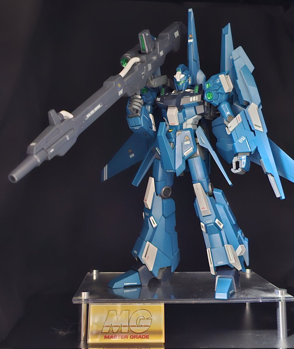 K22751378's tweet photo. #ガンプラ
#MGリゼル隊長機
#MGリゼル
#RGZｰ95C
#RGZｰ95
先ずは隊長機🕶️
隊長機は迫力あります✨️
パキッといきそうで怖いから可変はしません😅
⤵️ https://t.co/uKrN5l0WQt