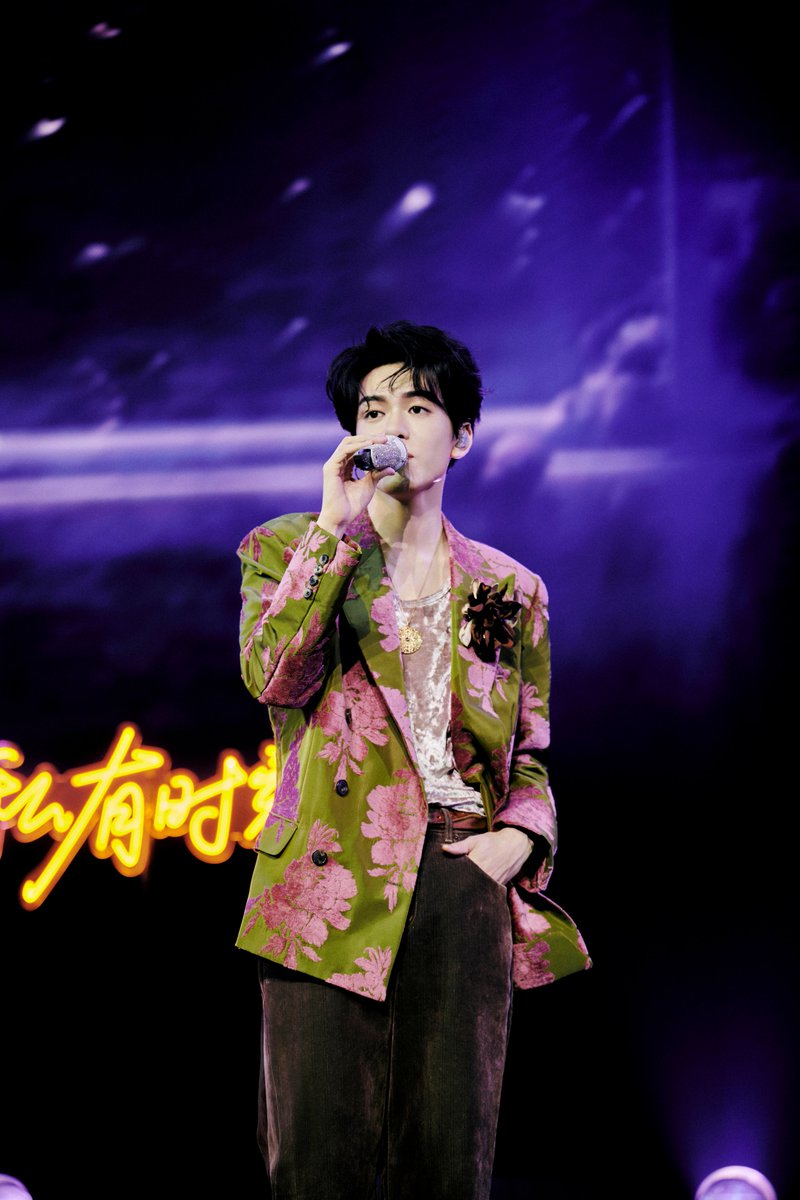 zsxarchives's tweet photo. #ZengShunxi Studio Update

"Summer Spectacle: Echoes Across Time from 1997"  

Twenty eight years later, through music and storytelling, he looks back at his 1997 self. Memories and emotions from the past come alive once again in this special experience.

#JosephZeng #曾舜晞 https://t.co/blBUUDcBLd