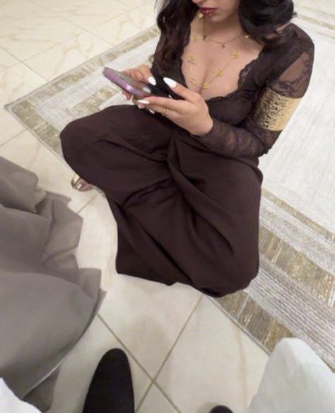 Joonf5's tweet photo. اختك مخنزرتك ومتأكده لدرجة تلبس قدام كذا وانت تناظر وتصور وترسل لفحولها 🐽😵‍💫 https://t.co/kniZr0Wqpc