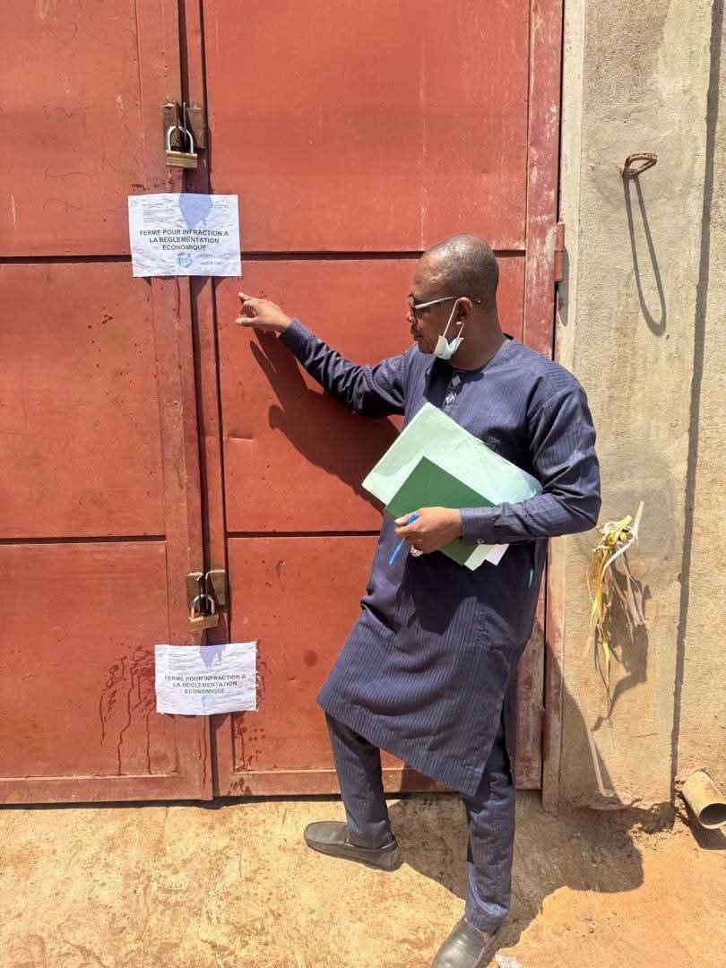 sahelbrut's tweet photo. #Actualisé de la #DGCC
Les brigades des Directions régionales de la DGCC intensifient leurs efforts de surveillance concernant la distribution des motocyclettes.
Dans le District de Bamako, plusieurs magasins ont été fermés en raison de la découverte de nombreuses motocyclettes de cylindrée égale ou supérieure à 125 cm³, dissimulées.
Nous encourageons tous les commerçants à se rendre auprès des services de la DGCC afin de déclarer les motocyclettes concernées par cette mesure de suspension.