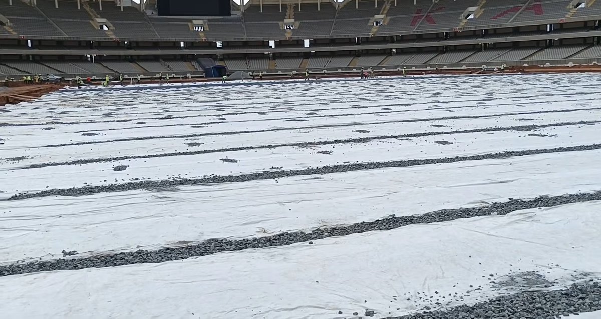 KasaraniStadium's tweet photo. 🔥 Hapa @KasaraniStadium hakuna kulala! 🏗️🏟️

All hands on deck as we gear up to deliver one of the finest football pitches for #AFCON2027⚽ https://t.co/GPIydBLear