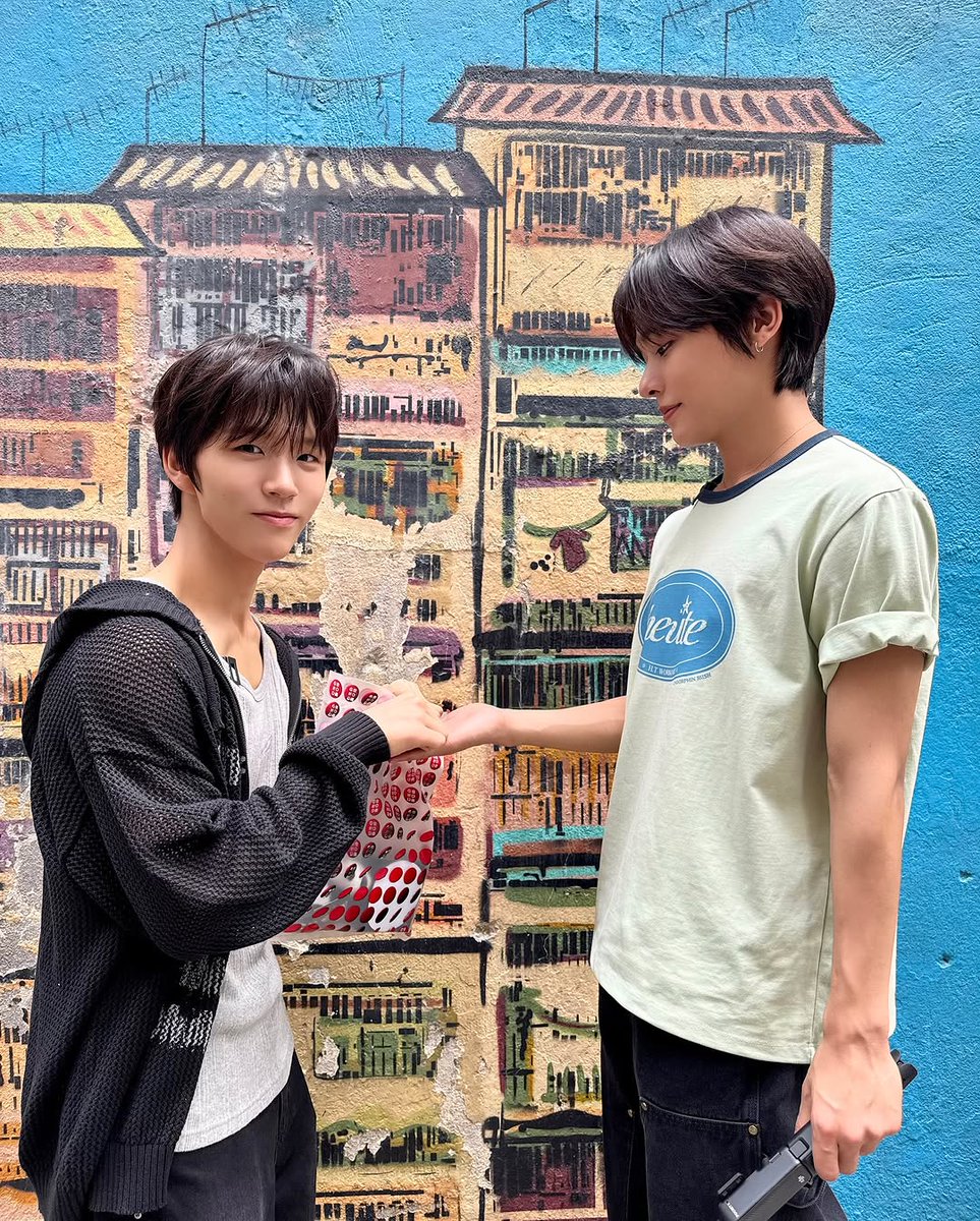 n_today_jh's tweet photo. 250628 nctwish 인스타그램 업로드

🍃🥟🥢𓂃⋆·˚

#RIKU #JAEHEE
#리쿠 #재희
#リク #ジェヒ  
#NCTWISH #LOGinWISH
#NCTWISH_LOGin 
#NCTWISH_LOGin_HONGKONG

#재희 #JAEHEE #ジェヒ #NCTWISH

https://t.co/rWbrROok1G https://t.co/oT7WGtRDQh