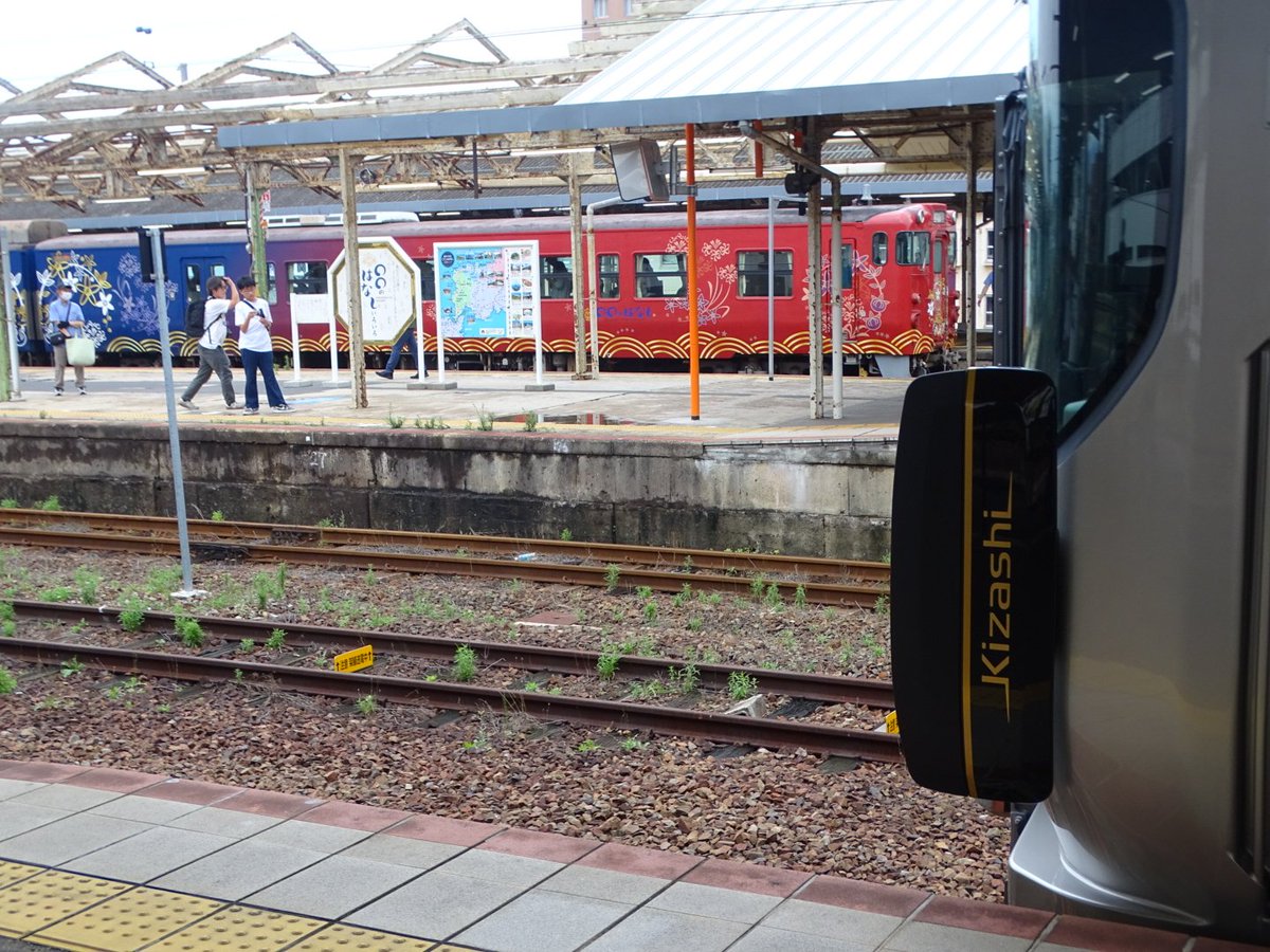 citynetwork227's tweet photo. 2026(R8).06.27

広島･山口･岡山の山陽エリア、東西が全て227系だけで移動できるようになった歴史的な日となりました。
梅雨真っ只中で大雨によるダイヤ乱れ等あったけど、なんとかKizashiも予定通りデビューできてよかった。 https://t.co/YAUaJH4Vi3