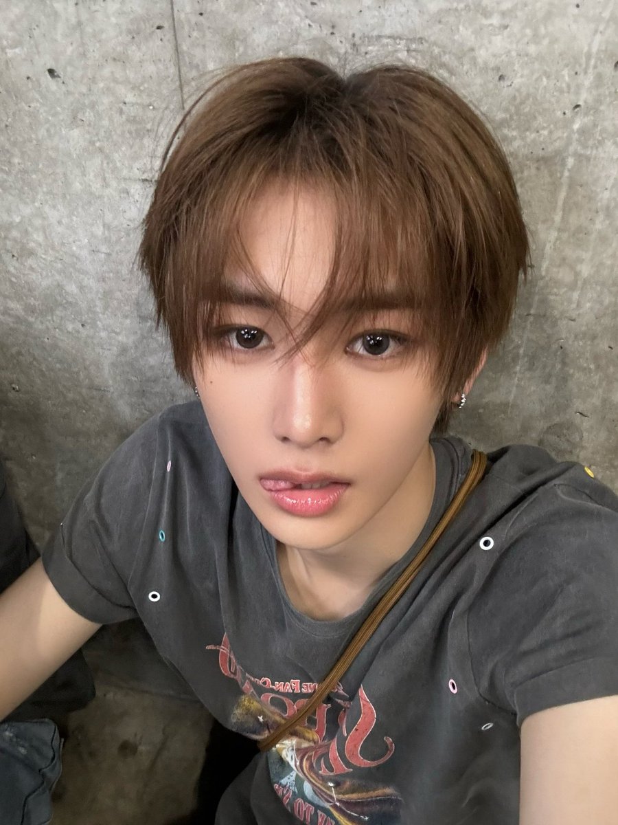 anxntaku's tweet photo. 260627 알디원 플챗 포스트 #안신

day 2~ https://t.co/4oXTPzpVVd