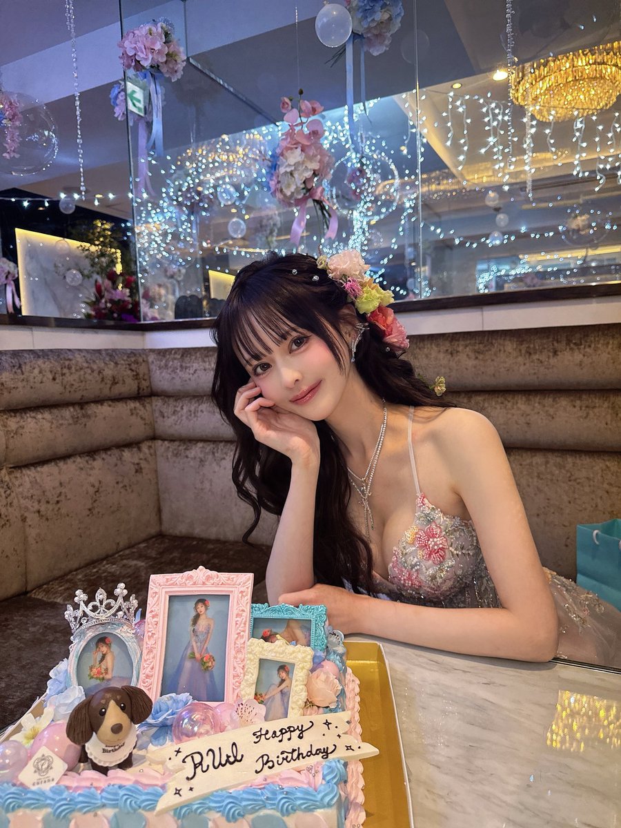 rui_jungle's tweet photo. タワーはできなかったけど、30組のお客さんが来てくれて幸せ
そのうちの半分は女の子だった！
健全キャバ嬢✨ https://t.co/rlKf9dVG6E