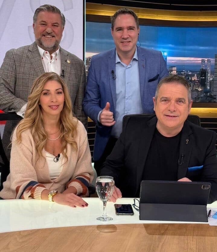 Vivoelsabado's tweet photo. Buen sábado para todos! El último de junio y lo compartimos con vos ☀️
Súmate a @a24vivoelsabado 
@edubattaglia  @mechi_mora @A24COM https://t.co/vna7fHfEqL