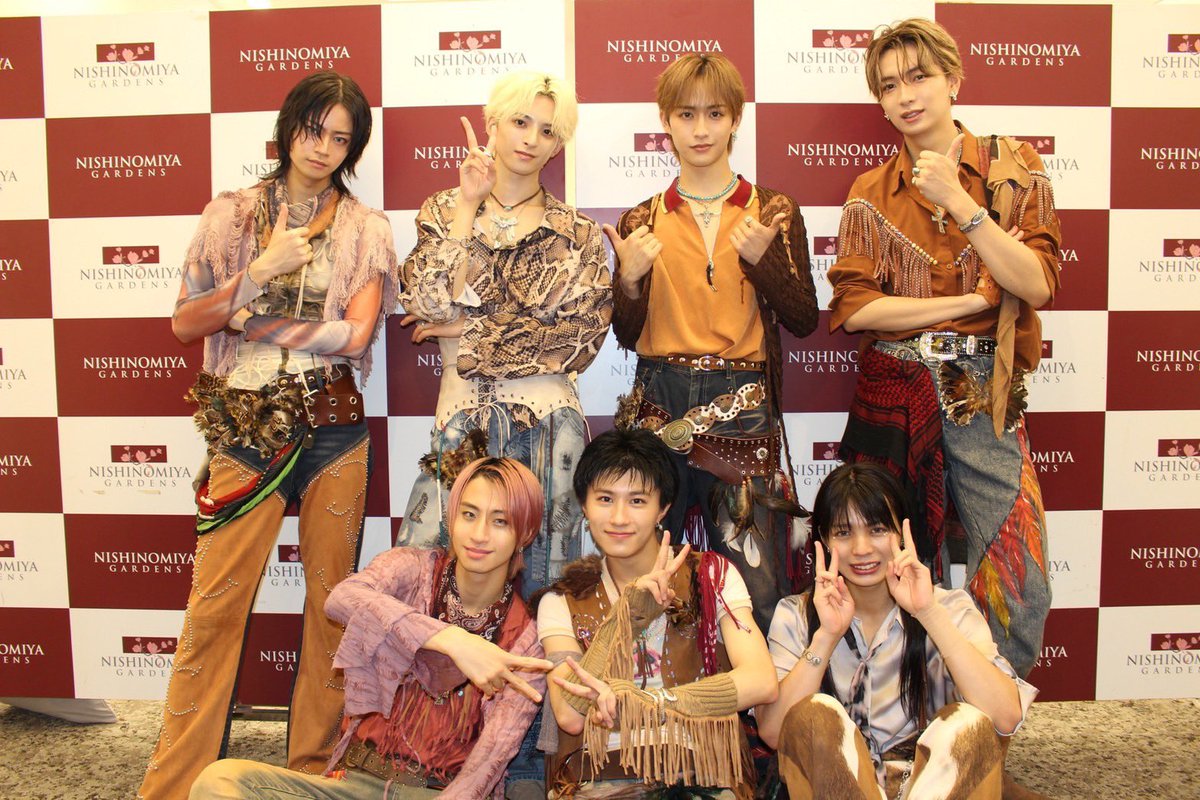 gardens_live's tweet photo. 本日のガーデンズライブは
『龍宮城』
でした！！
お越しくださいました皆様、
誠にありがとうございました！

#龍宮城
#ガーデンズライブ
#阪急西宮ガーデンズ https://t.co/lu43B0hXv1