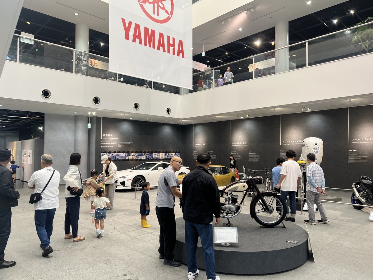 slowmotorcycle's tweet photo. #ヤマハ発動機 の企業ミュージアム「#コミュニケーションプラザ 」。本日、リニューアルオープン。強い雨にも関わらず賑わってましたよ。 https://t.co/9tKfERh4A1