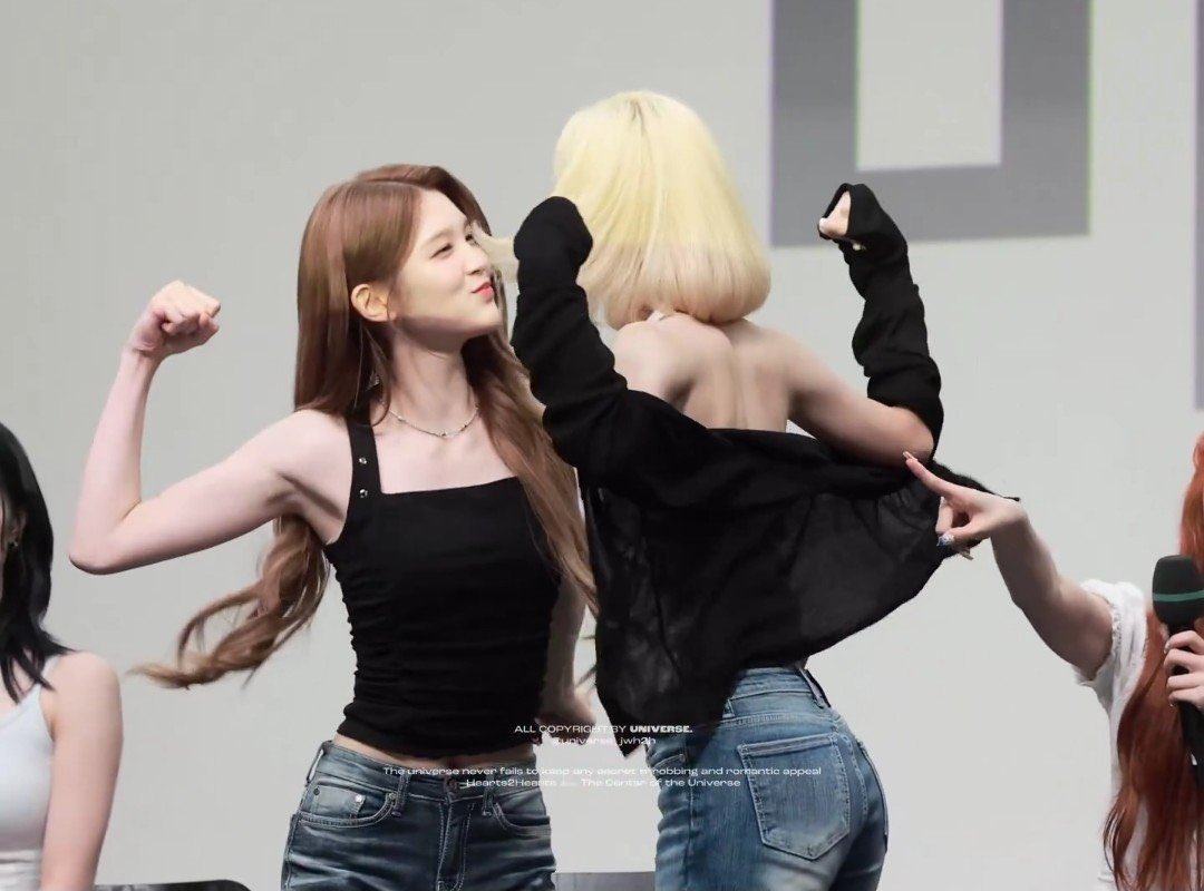oowijiohc_'s tweet photo. 근육밖에 안보여 https://t.co/VAkQsK3HVW