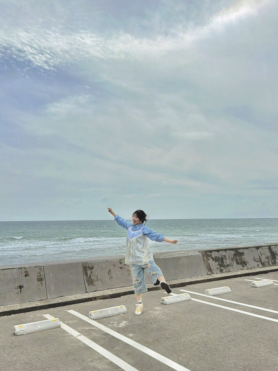 MisakiNako_'s tweet photo. 本日 6/27(土)25:00〜
#FM802「802 Palette」にて

4thシングル「青の足跡」が
全国初オンエアされます💿✨

なんとフルサイズです！！
お聴き逃しなく！！

#青の足跡 
#ハチパレ 
#リスパレ https://t.co/uEO2db5RTT