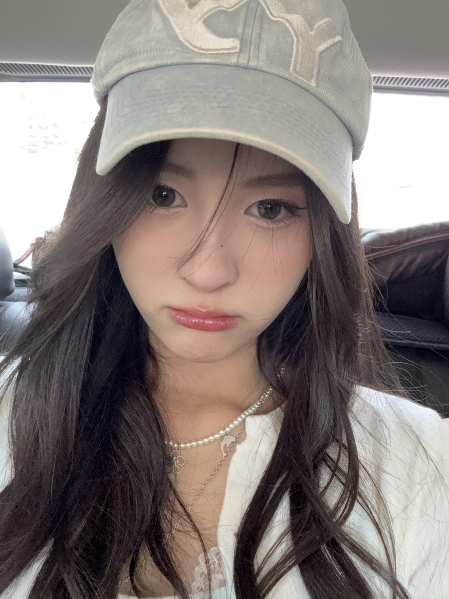 AmiAmikaa's tweet photo. ย้ายเซิร์ฟกันหน่อย🤍🇰🇷 https://t.co/v7nVE2oCud