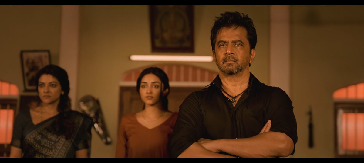 ManiBunnyFan's tweet photo. Mana Telugu directors yenduku ila tiyaleka pothunaroo telidhu , female characters ni ila raskoru 

Venky mama ki apt ee movie asalu , remake ideas unte venky mama chesthe super untundi https://t.co/VwFAdW07AU