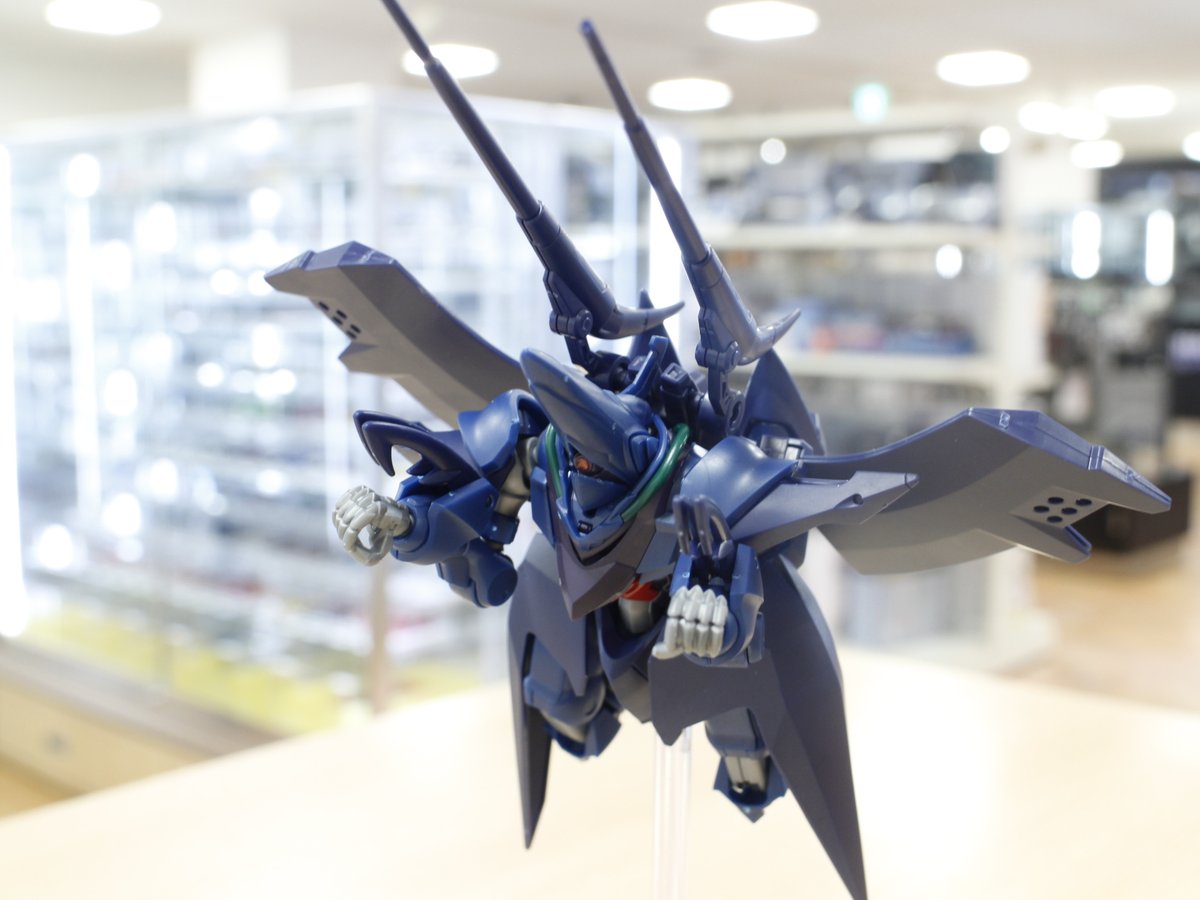 PH_atsugi's tweet photo. バンダイ サンプル情報

HG 1/144 ハンブラビ(GQ)

GQuuuuuuxデザインのハンブラビが満を持たして登場！各部のモノアイはクリアーパーツかつ可動、ウミヘビは収納、発射状態が付属します！さらにMA形態に一部差し換えで変形も出来ます！(平) https://t.co/vG5ptKyVO4