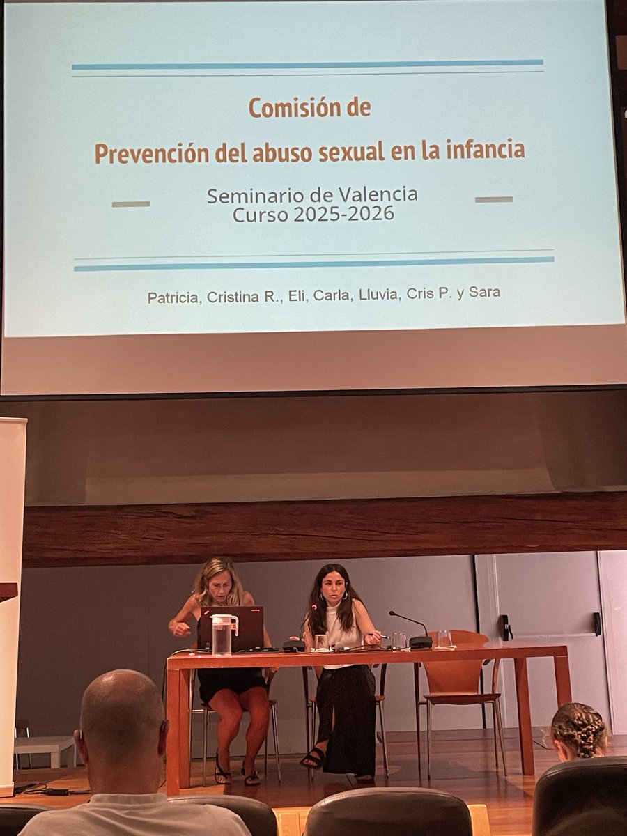 edubeci's tweet photo. @Seminario_Valen @crispegon1988 @carbonell_sara protegir la infància de l’abús sexual. Formació, programes efectius, posicionament de tota la comunitat, obrir espais de diàleg, recolzar i creure a les víctimes https://t.co/KBFE4FCTD3
