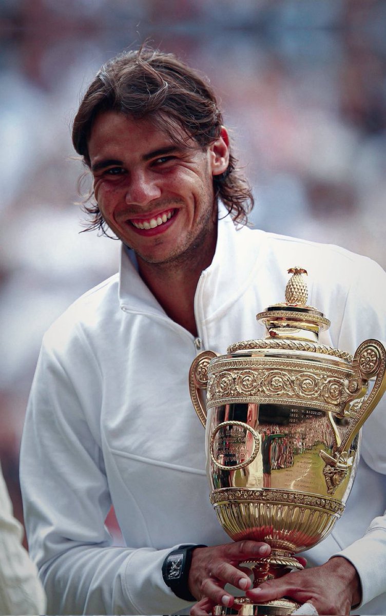 nadalprop_'s tweet photo. List of players to win all the Big Titles on clay 𝗮𝗻𝗱 grass in the same season:

𝟭. 𝗥𝗮𝗳𝗮𝗲𝗹 𝗡𝗮𝗱𝗮𝗹

End of list. https://t.co/H9XX0XR5hW