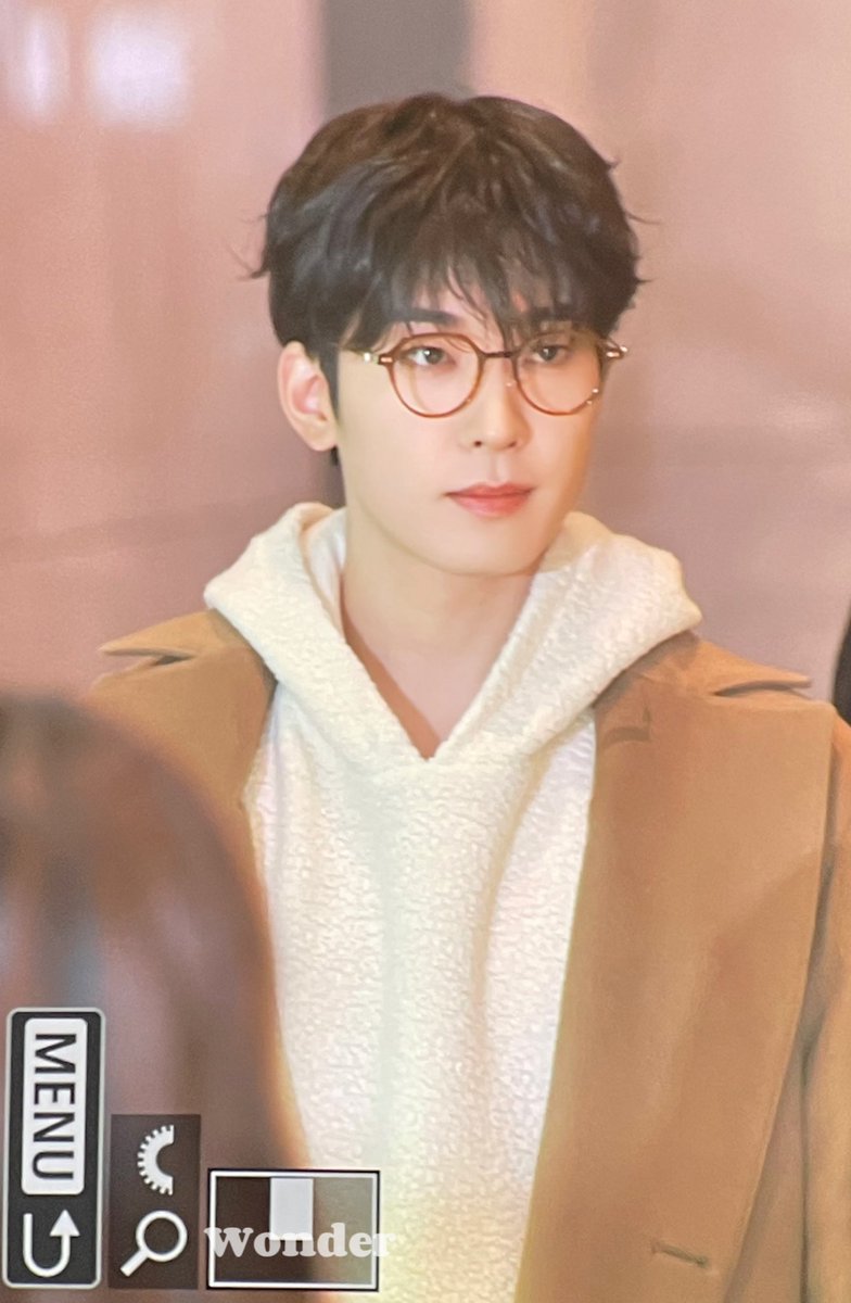 218717__'s tweet photo. 231012 wonwoo we’ll always yap about you. https://t.co/Bq600l5UVU