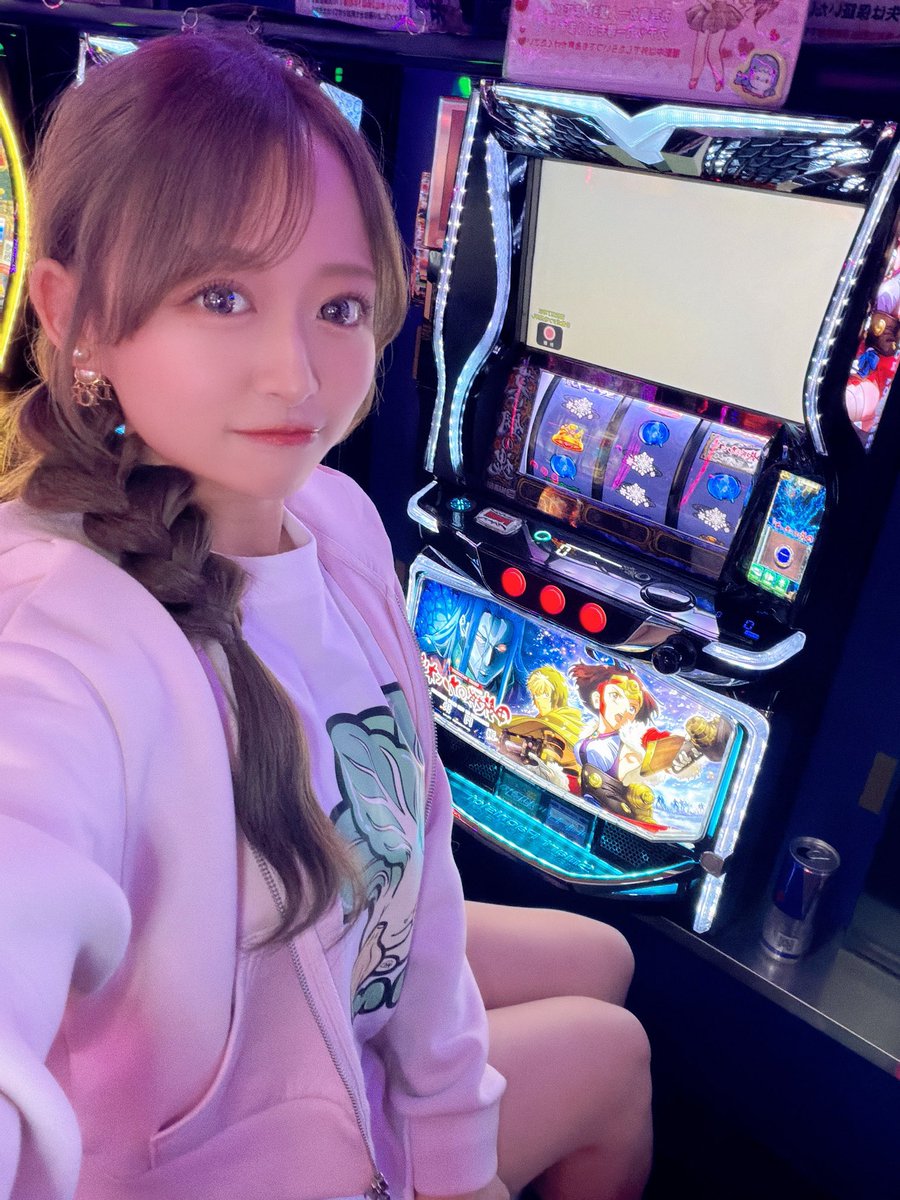 REAL_GORILLAP's tweet photo. こんばんはーい🌙🦍

ひめのさん可愛いかったぁぁ"(∩>ω<∩)"
髪型もオシャンでさすがディズニー信者✨🏰

おかけでコストコ商品も減りはっや‼️w

残りはこちら明日までやってます😏
明日まで持つかはわからんすけども😅✨
 #ひめのさん #コストコ https://t.co/u9SWmMnTCX