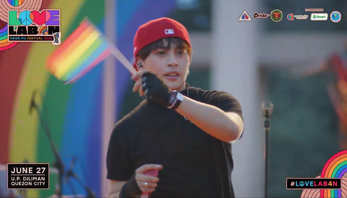 xonderella_'s tweet photo. LABYU MAKIIII!!! SALAMAT SA PAGTINDIG 🌈🫶 

#LoveLab4n https://t.co/5eNp6uXGba