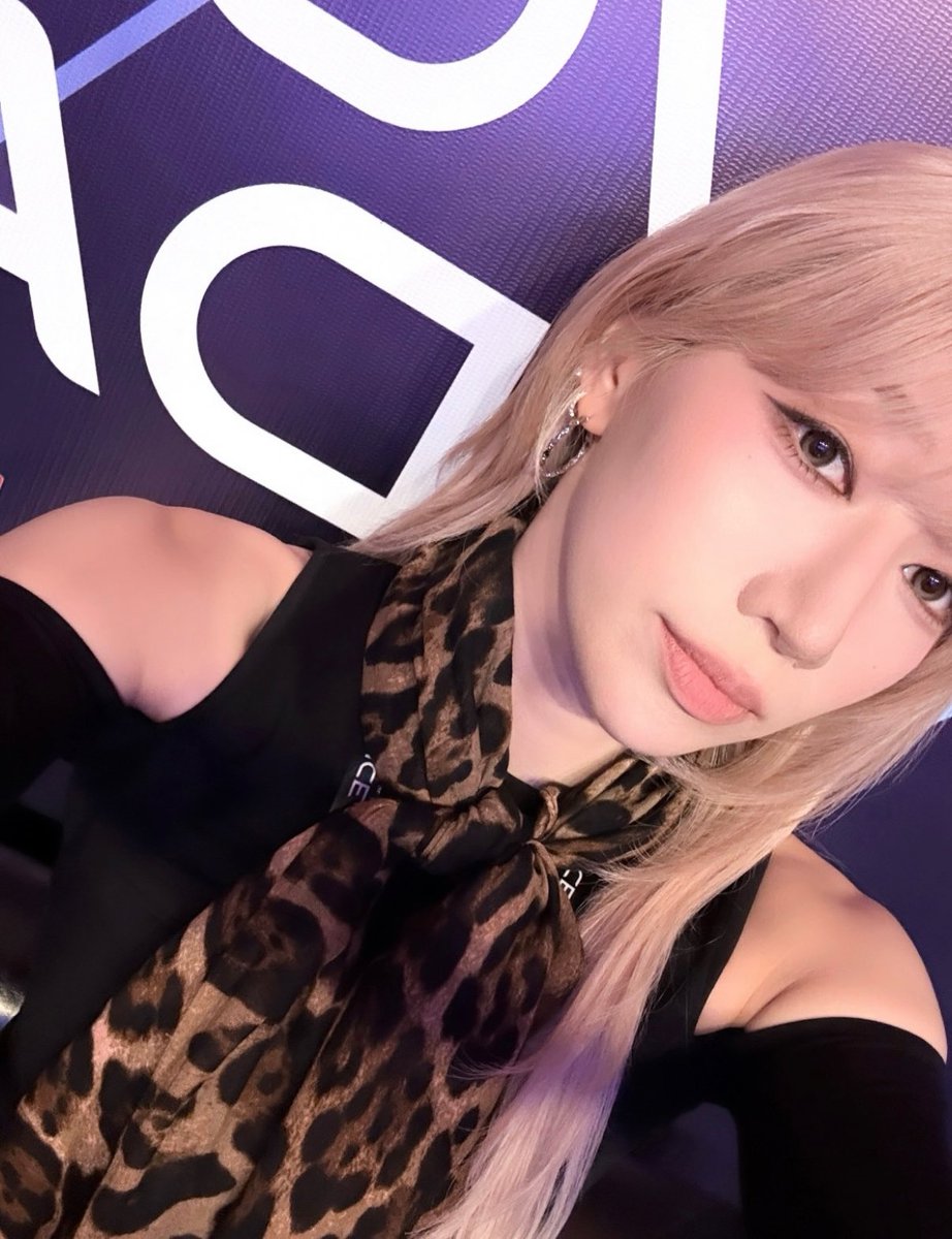 badalinglee_'s tweet photo. AHA she finally shared it 😆 https://t.co/y7M1uhiIqP