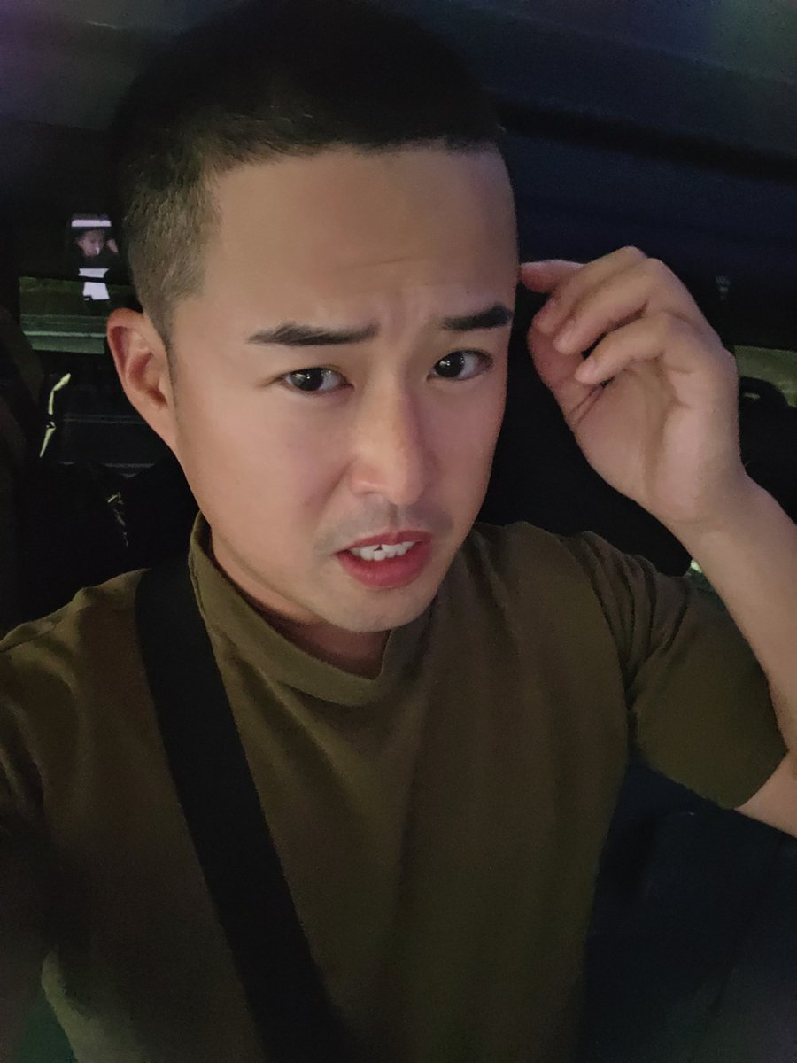t60131's tweet photo. 我慢できんで坊主しましたバズカットローフェード坊主👨‍🦲
坊主最高👍 https://t.co/UcdTPArJM3