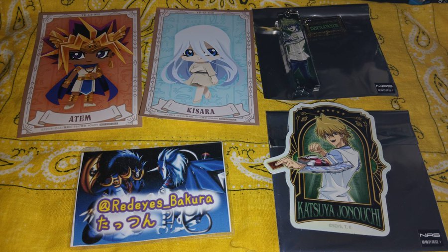 Redeyes_Bakura's tweet photo. 【遊戯王　交換】GiGOコラボ
●譲→
特典ブロマイド:アテム、キサラ
トラベルステッカー:城之内(引き)
ロッカーキーホルダー:城之内

●求→獏良了(ロッカーキーホルダー、特典ポスカ)
異種同種問いません
異種の場合差額の支払いも可能です
検索からでも気兼ねなくお声掛けください
#たっつん取引・遊 https://t.co/RrXYYIymss