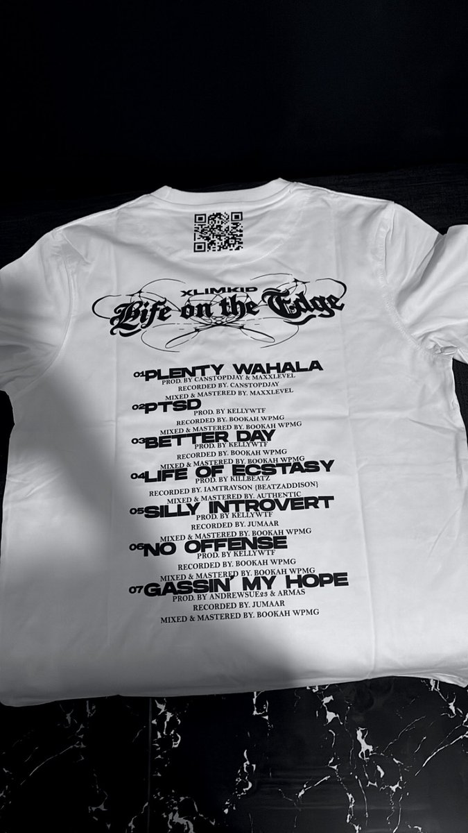 WtfBigJay's tweet photo. Tell me your favourite song on the LIFE ON THE EDGE and imma purchase one for you.

LOTE💚🔥 https://t.co/fe6o88Zep1