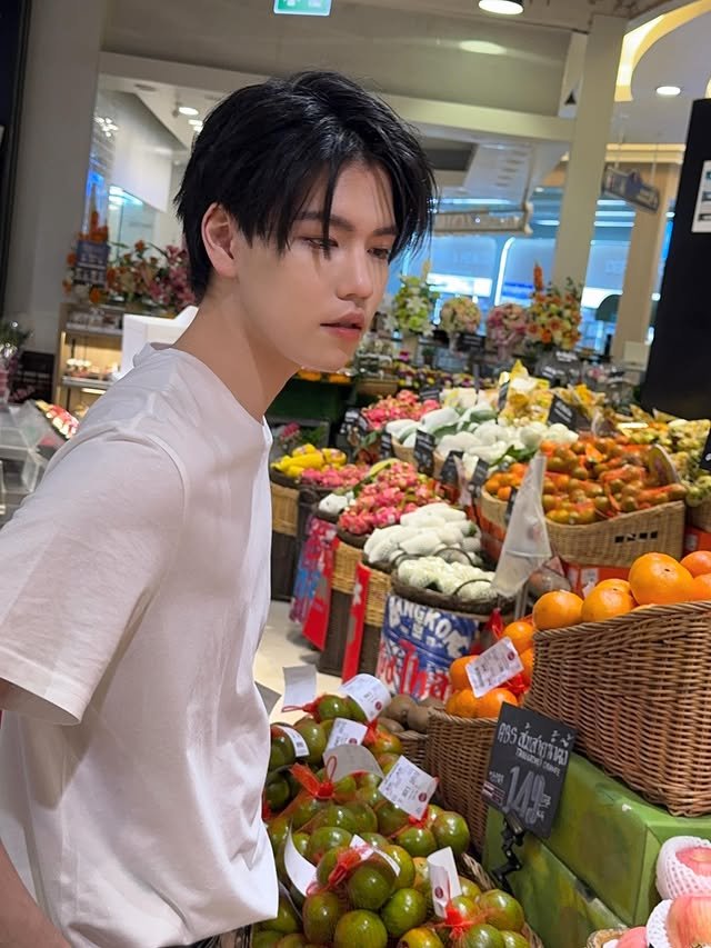 pete_planet's tweet photo. - ⩩⭐️› #PETEdiaries Ig Post Update ! 

⤷ @ pete.nvich 

🗓️ : 27.06.26

💬 : Crunch

🔗 : https://t.co/deDM6ygHUX 

—  2

#Pete_nvich https://t.co/h6fQZ1Qlje
