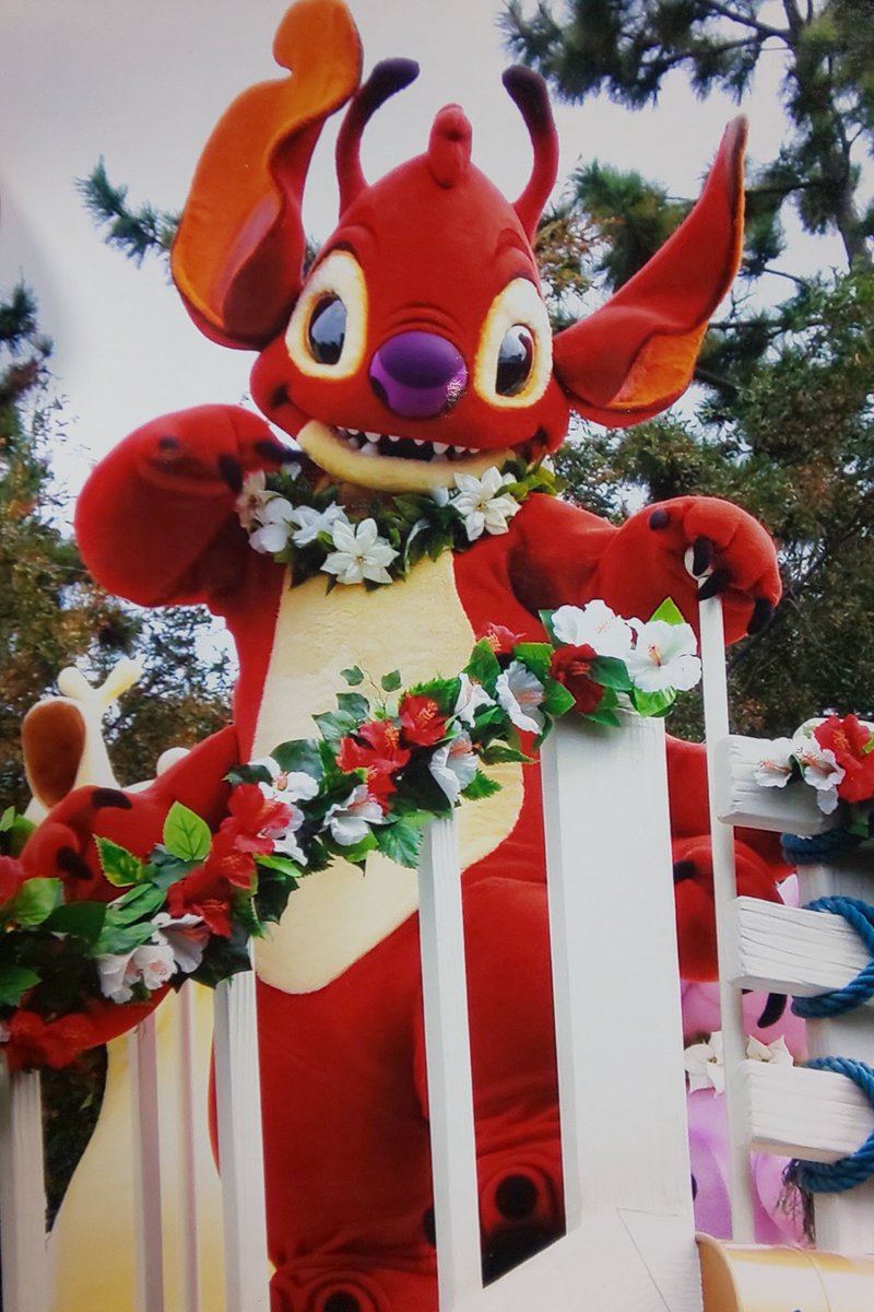 kurage0404's tweet photo. フリフリと
アロハクリスマスと
カウントダウンパーティーと
ディズニーチャンネルナイト

#試作品627号の日
#Happy627day https://t.co/muovjnNO6x