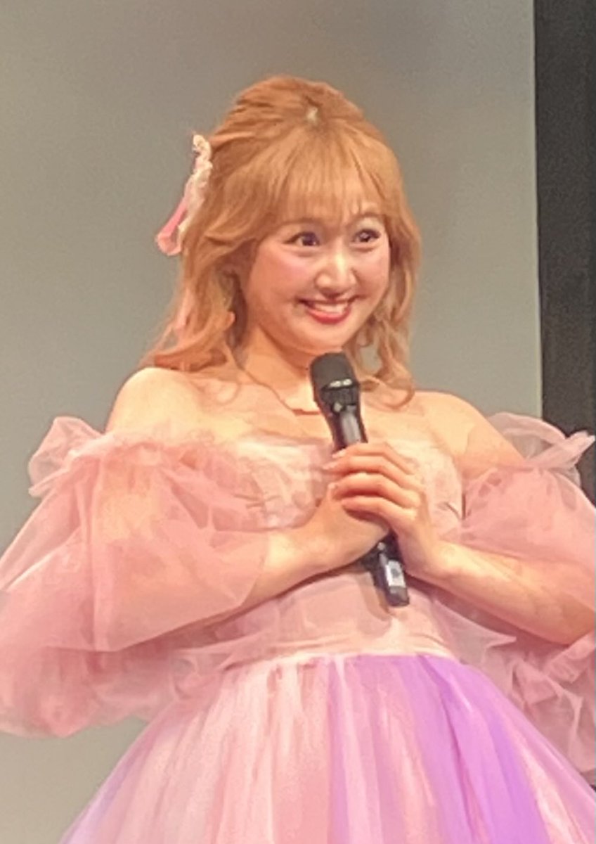 konitan1129's tweet photo. #Dressingちゃん
#天王洲アイル
#舞踏会
東京🗼での舞踏会が終わった
台風接近も全然大丈夫👌
ドレちゃんのパワーだよ！
楽しかった💕
ありがとう😊ありがとう https://t.co/zH1yXVmQ0S