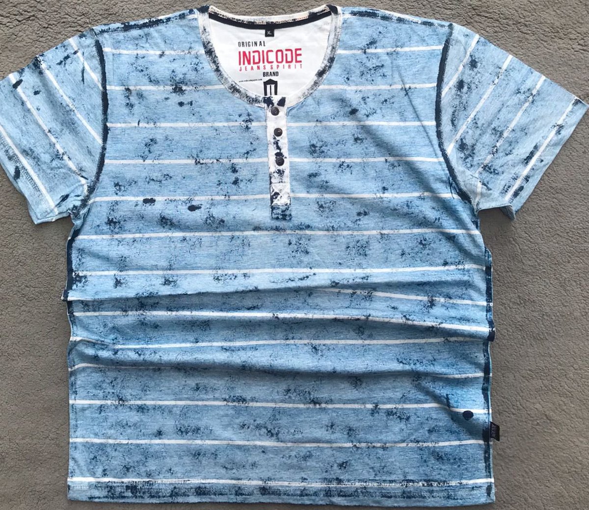 _thetshirtguy_'s tweet photo. drop II 

whatsapp 
+233 59 802 5466
to purchase 

1. L - ¢80 
2. L - ¢80 
3. L - ¢80 
4. L - ¢80 https://t.co/hDyLyQKtFr